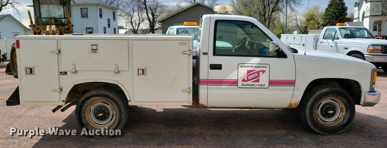 image for item NV9789 1994 Chevrolet C2500 utility bed pickup truck