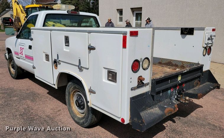 image for item NV9789 1994 Chevrolet C2500 utility bed pickup truck