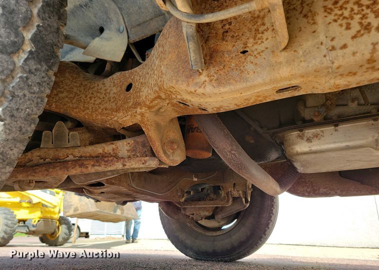 image for item NV9789 1994 Chevrolet C2500 utility bed pickup truck