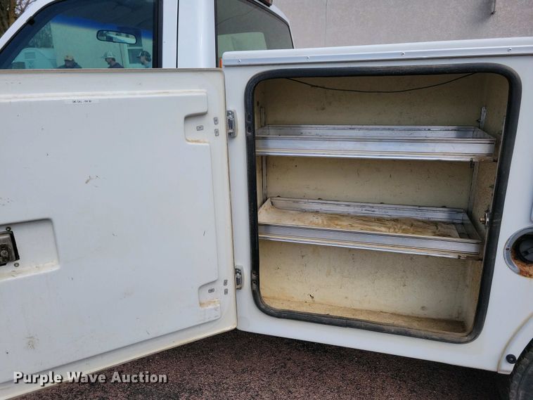 image for item NV9789 1994 Chevrolet C2500 utility bed pickup truck