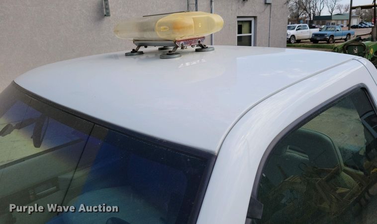 image for item NV9789 1994 Chevrolet C2500 utility bed pickup truck