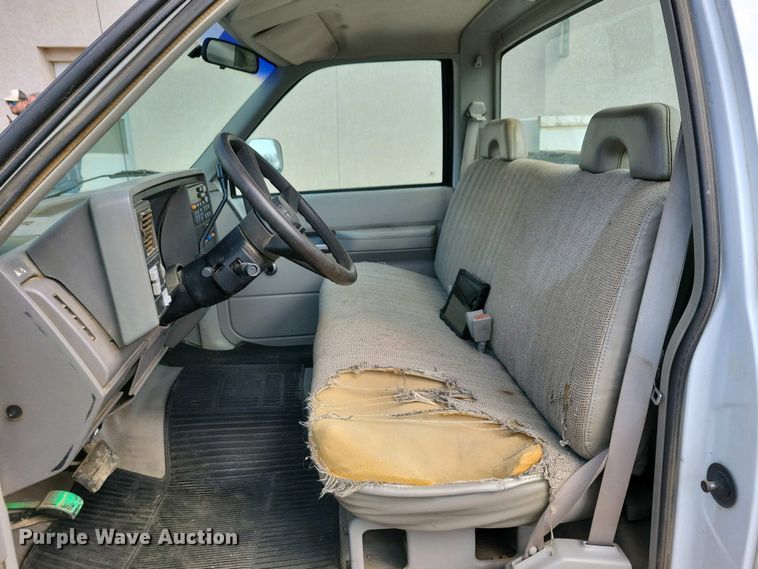 image for item NV9789 1994 Chevrolet C2500 utility bed pickup truck