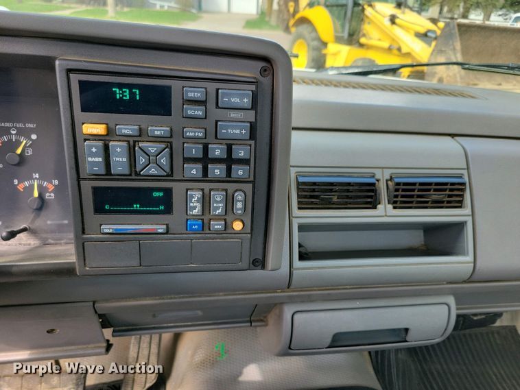 image for item NV9789 1994 Chevrolet C2500 utility bed pickup truck