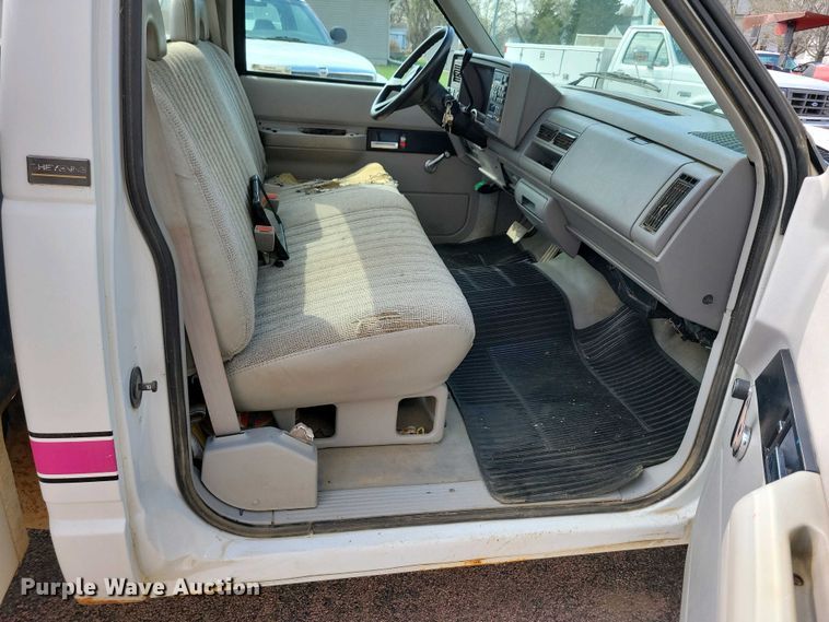 image for item NV9789 1994 Chevrolet C2500 utility bed pickup truck