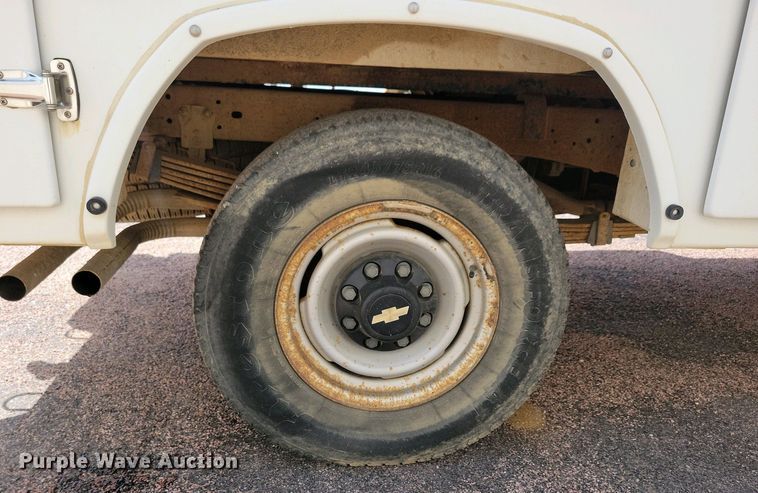 image for item NV9789 1994 Chevrolet C2500 utility bed pickup truck