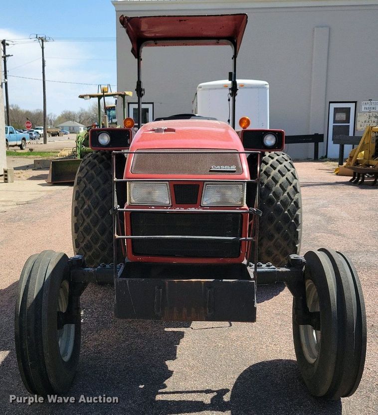 image for item NV9791 1997 Case IH 3220 tractor