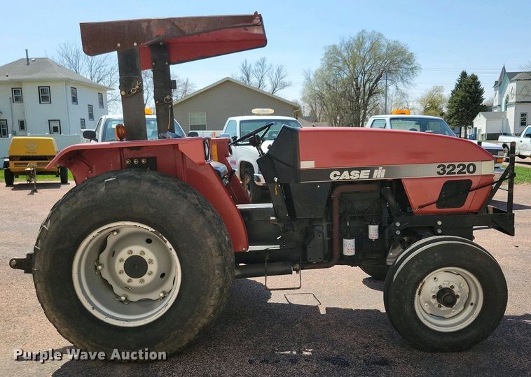 image for item NV9791 1997 Case IH 3220 tractor