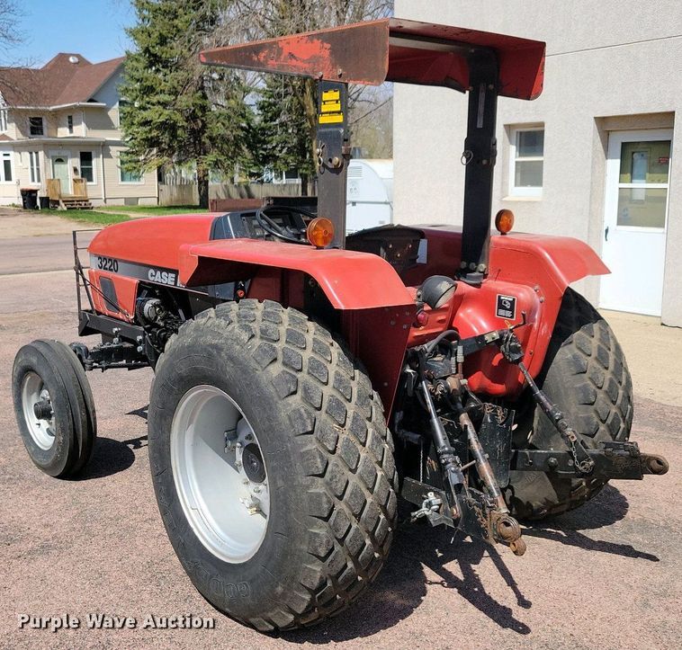image for item NV9791 1997 Case IH 3220 tractor