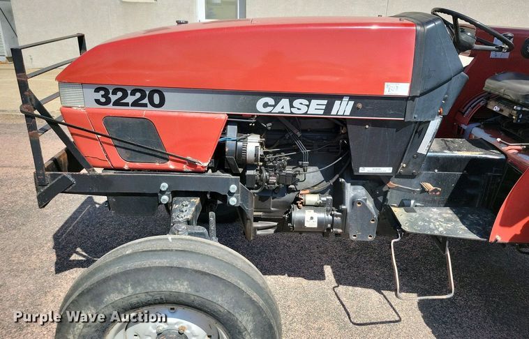image for item NV9791 1997 Case IH 3220 tractor