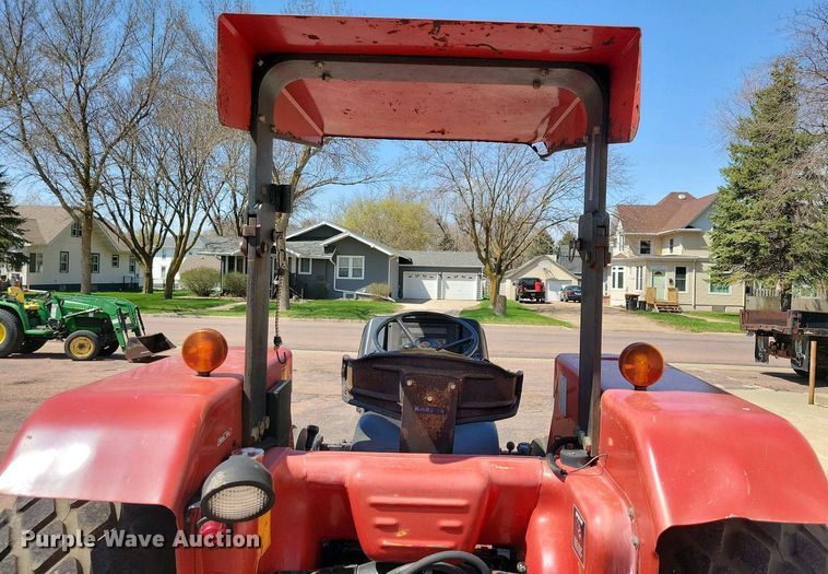 image for item NV9791 1997 Case IH 3220 tractor