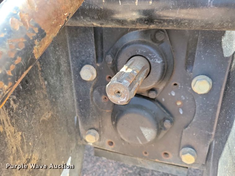 image for item NV9791 1997 Case IH 3220 tractor