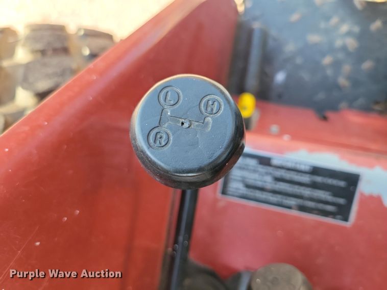 image for item NV9791 1997 Case IH 3220 tractor