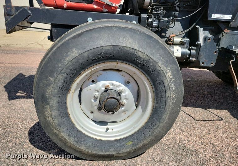 image for item NV9791 1997 Case IH 3220 tractor