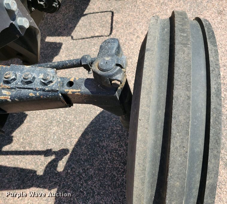 image for item NV9791 1997 Case IH 3220 tractor