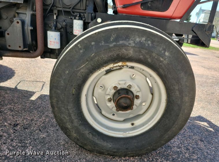 image for item NV9791 1997 Case IH 3220 tractor