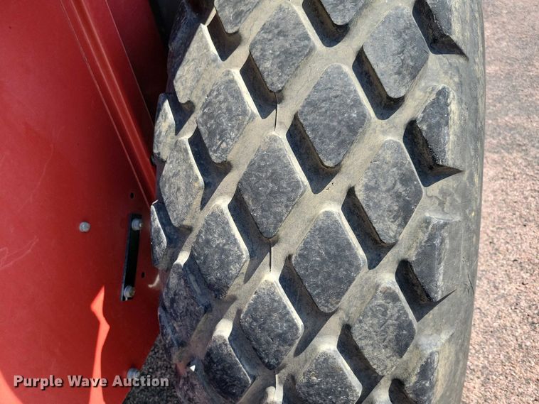 image for item NV9791 1997 Case IH 3220 tractor