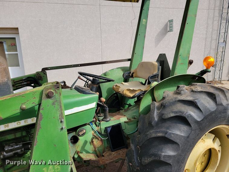 image for item NV9794 John Deere 1530 tractor