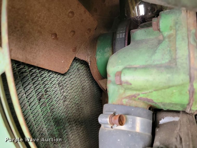 image for item NV9794 John Deere 1530 tractor