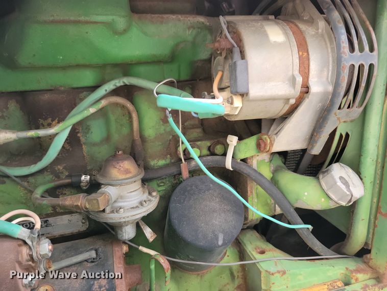 image for item NV9794 John Deere 1530 tractor