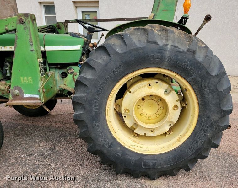 image for item NV9794 John Deere 1530 tractor