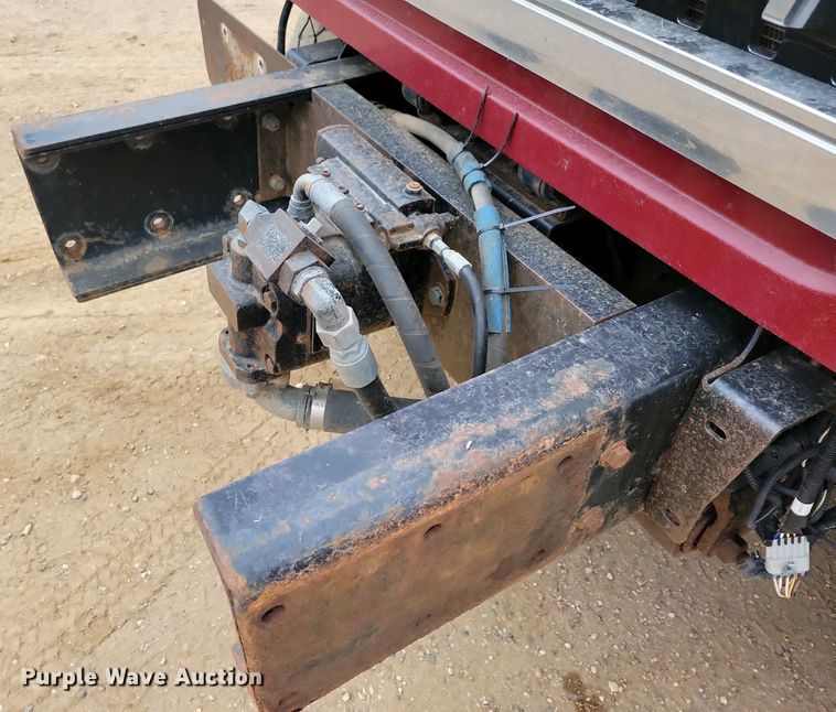 image for item NV9795 2010 International WorkStar 7600 truck cab and chassis