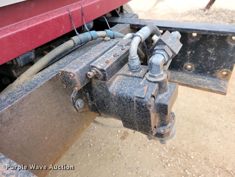 image for item NV9795 2010 International WorkStar 7600 truck cab and chassis