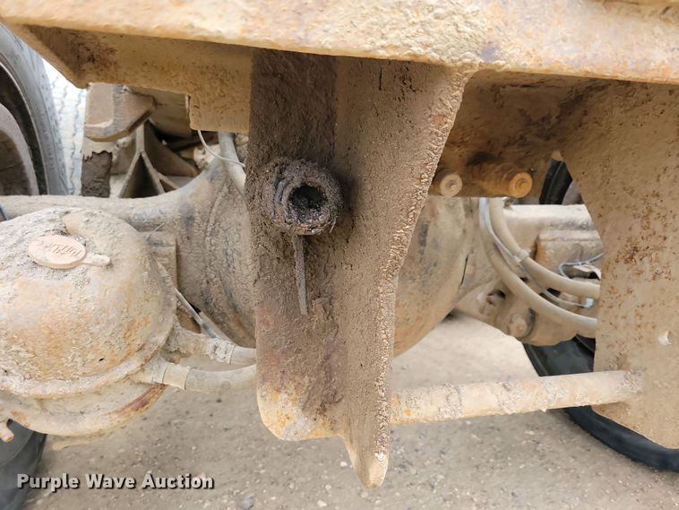 image for item NV9795 2010 International WorkStar 7600 truck cab and chassis