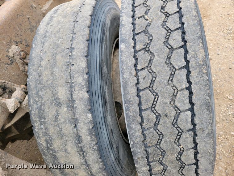 image for item NV9795 2010 International WorkStar 7600 truck cab and chassis