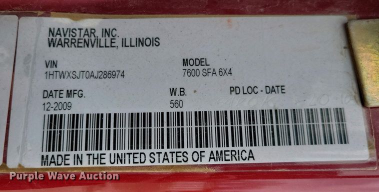 image for item NV9795 2010 International WorkStar 7600 truck cab and chassis