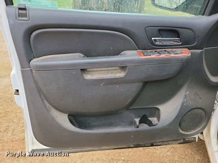 image for item NV9796 2012 Chevrolet Tahoe SUV