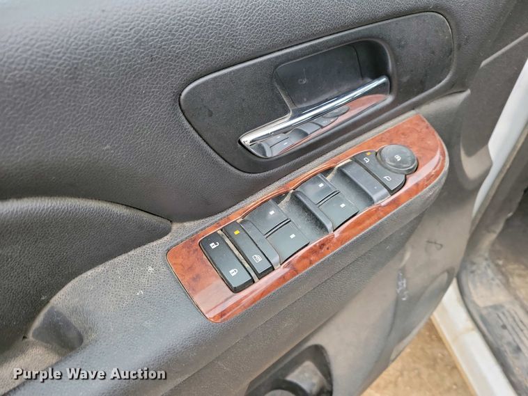 image for item NV9796 2012 Chevrolet Tahoe SUV