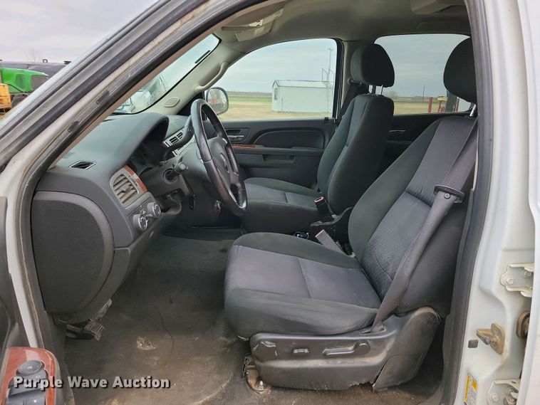 image for item NV9796 2012 Chevrolet Tahoe SUV