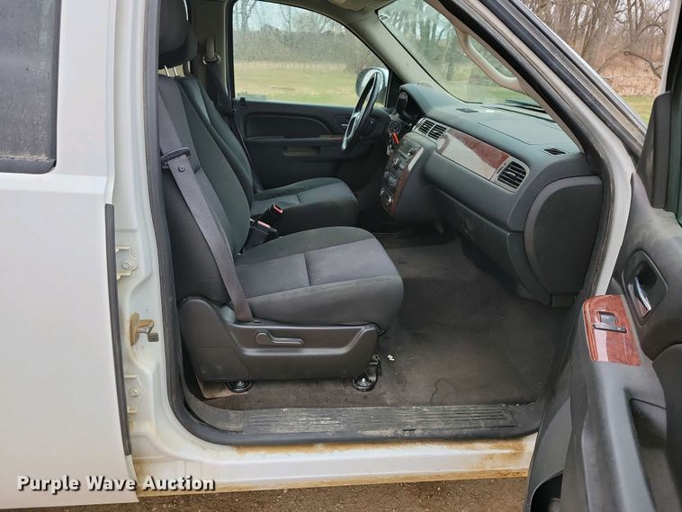 image for item NV9796 2012 Chevrolet Tahoe SUV