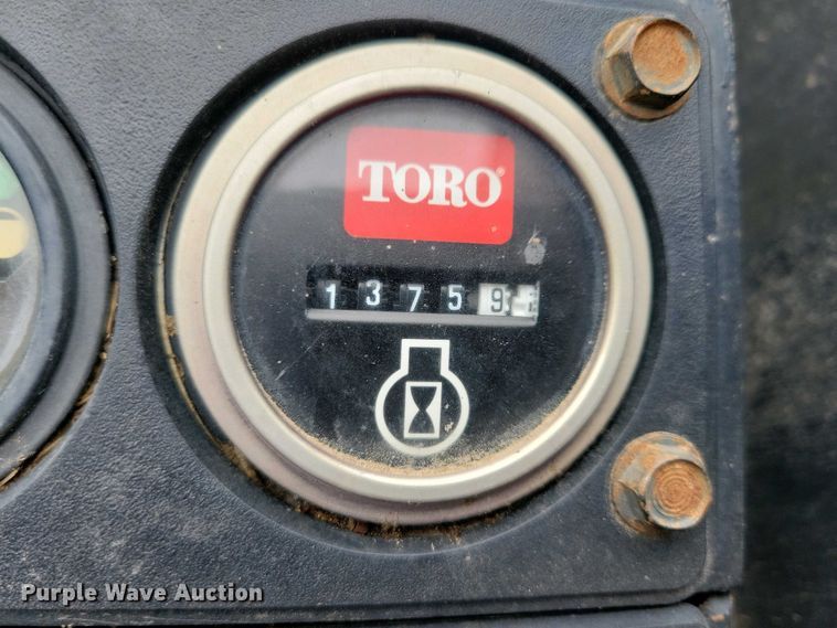 image for item NV9804 Toro Reelmaster 335D reel mower