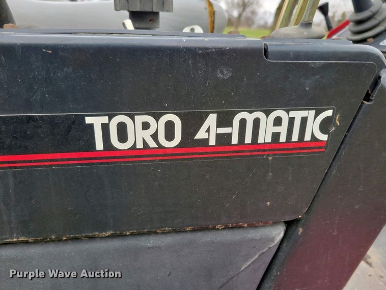 image for item NV9804 Toro Reelmaster 335D reel mower