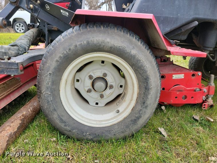 image for item NV9804 Toro Reelmaster 335D reel mower