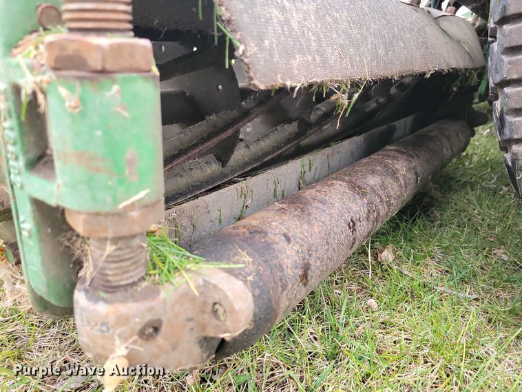 image for item NV9805 John Deere 3325 reel mower