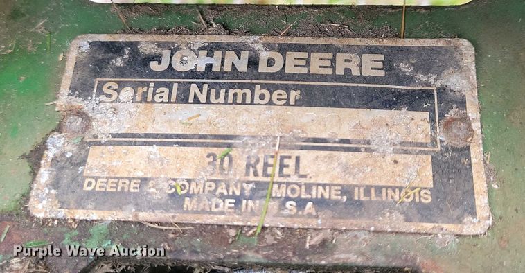image for item NV9805 John Deere 3325 reel mower