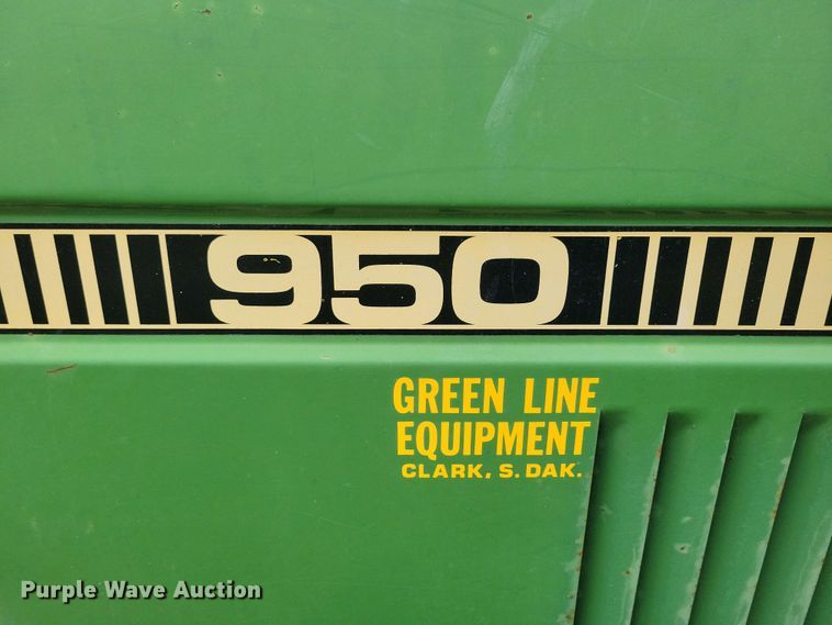 image for item NV9806 John Deere 950 tractor