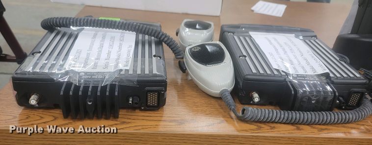 image for item NV9807 (10) Motorola radios