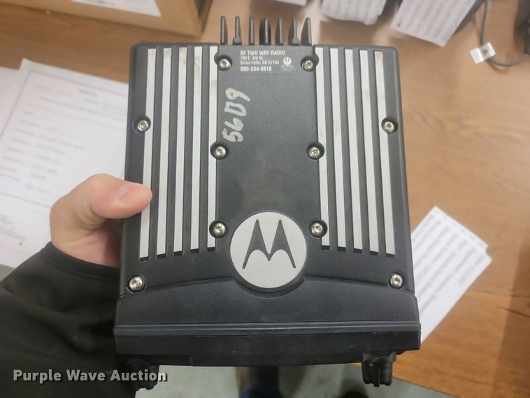 image for item NV9807 (10) Motorola radios