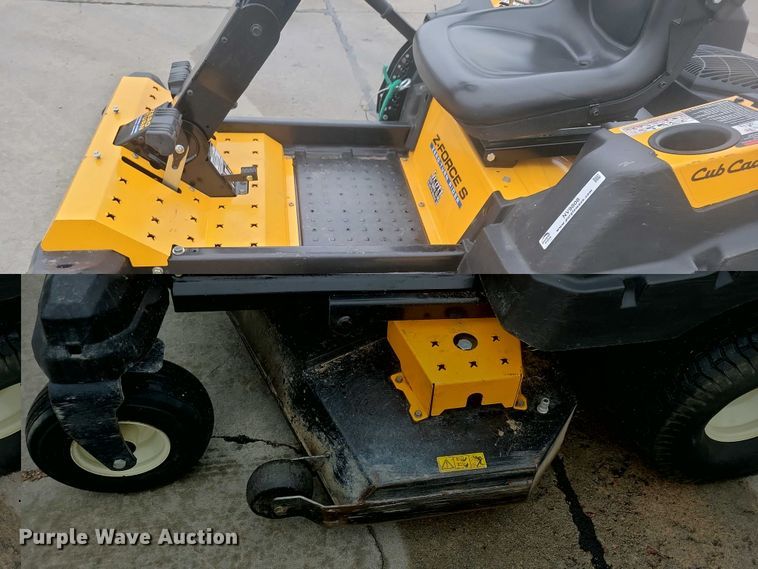 image for item NV9808 2019 Cub Cadet Z-Force S ZTR lawn mower