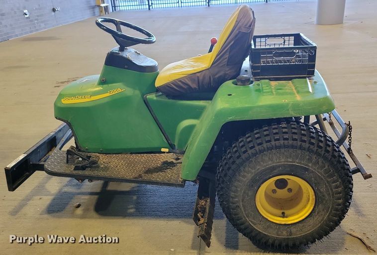 image for item NV9818 John Deere 1200A bunker rake