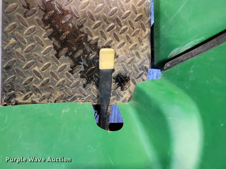 image for item NV9818 John Deere 1200A bunker rake