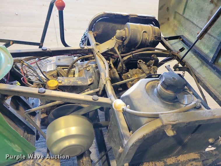 image for item NV9818 John Deere 1200A bunker rake