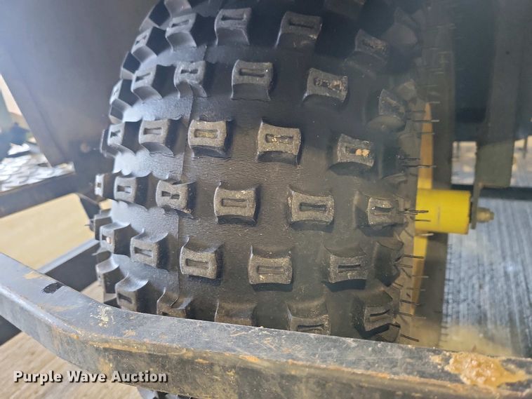 image for item NV9818 John Deere 1200A bunker rake