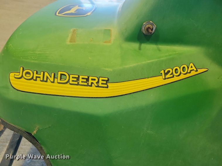 image for item NV9818 John Deere 1200A bunker rake