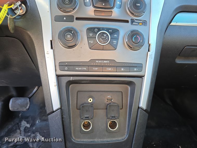 image for item YA0319 2013 Ford  Explorer Police Interceptor SUV