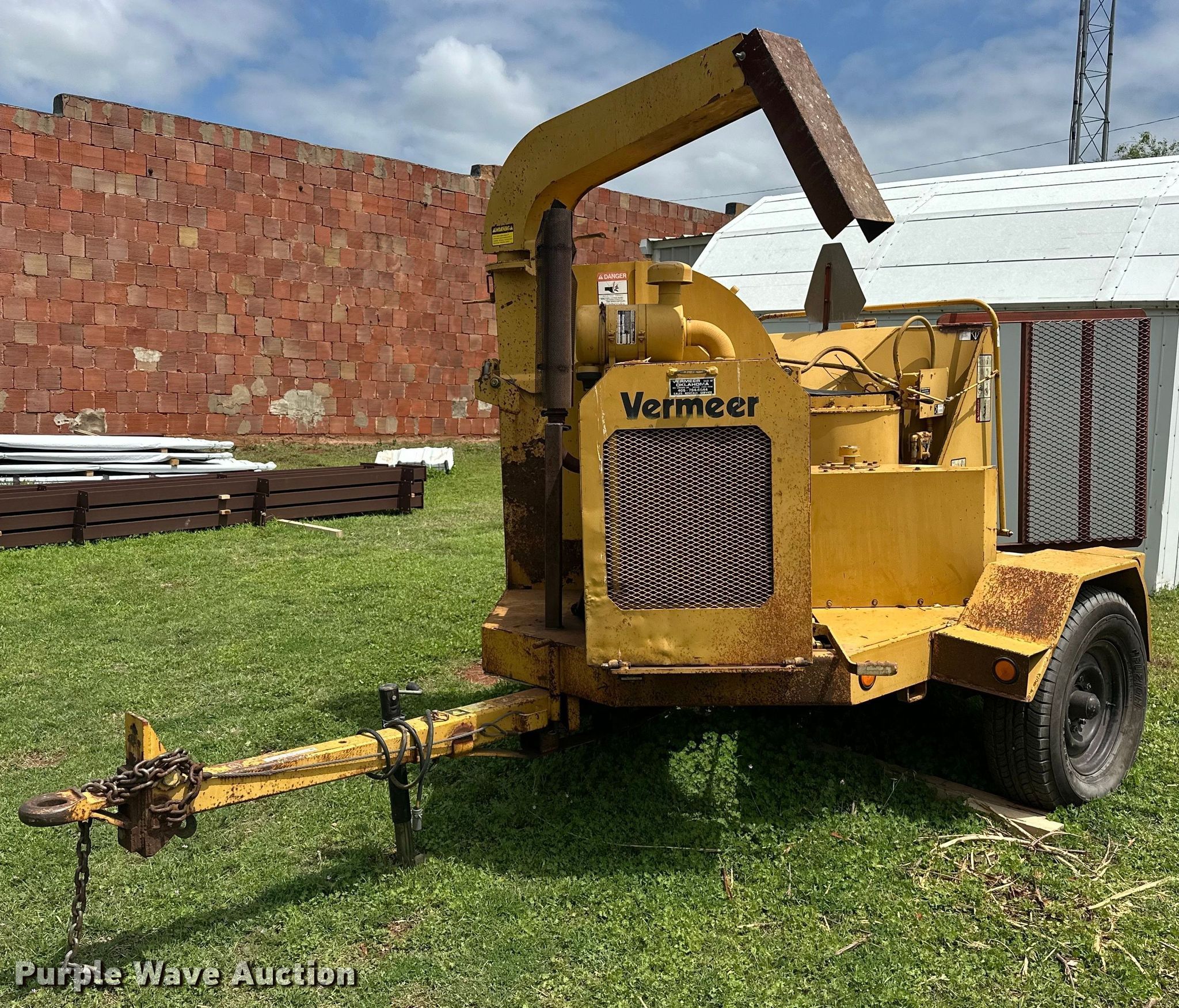 1989 Vermeer 1250 wood chipper in Custer City, OK | Item