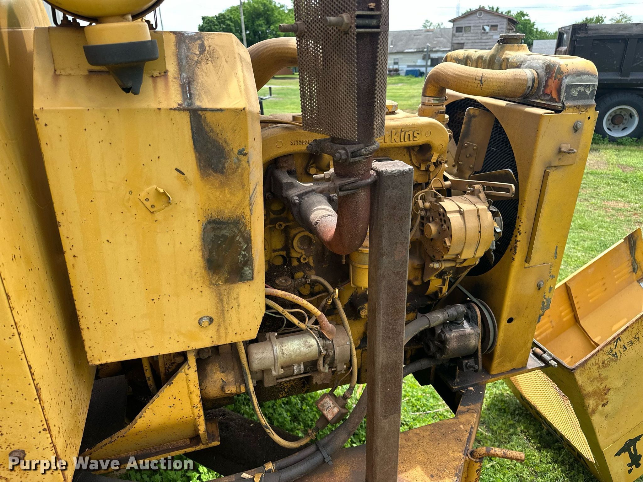 1989 Vermeer 1250 wood chipper in Custer City, OK | Item